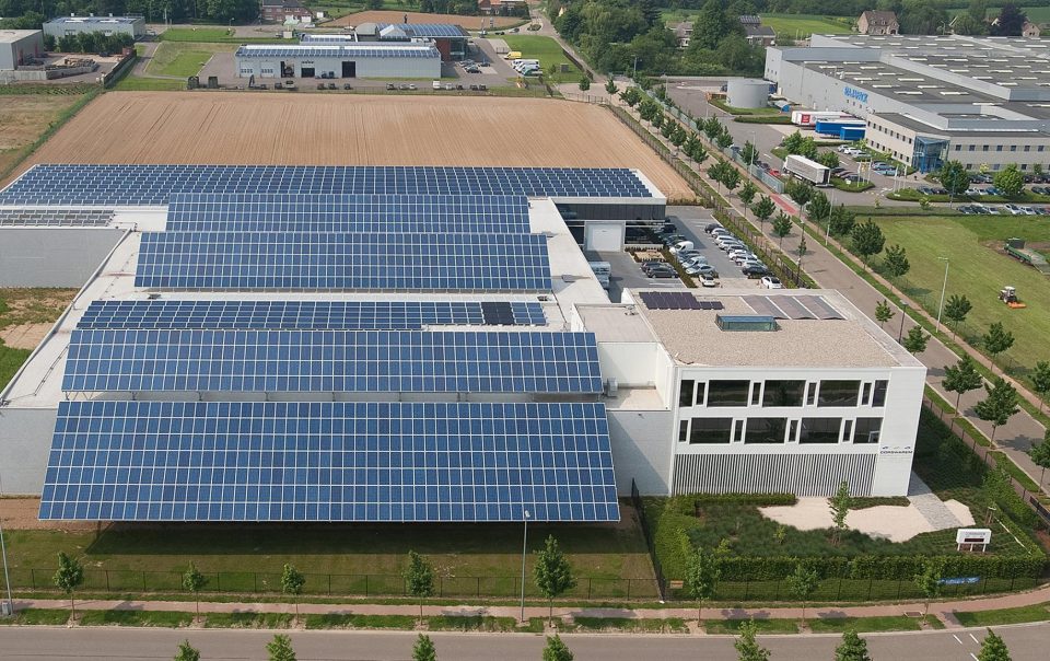 Zonnepanelen projectbouw Corswarem
