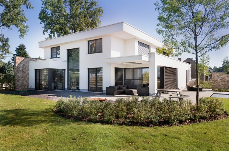 Zonwering en aluminium buitenschrijnwerk ramen deuren woning Kumtich Schüco Corswarem