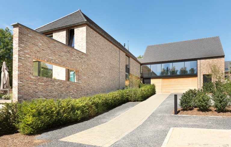 Aluminium buitenschrijnwerk ramen deuren woning Pellenberg Schüco Corswarem