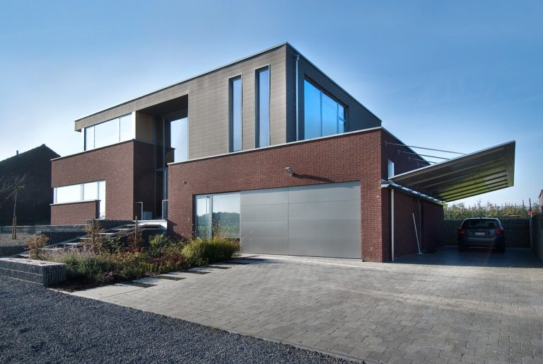 Aluminium buitenschrijnwerk ramen deuren woning Bekkevoort Schüco Corswarem