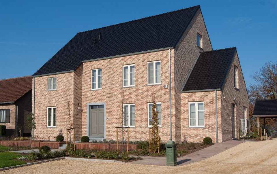 Aluminium buitenschrijnwerk ramen deuren woning Molenbeek-Wersbeek Schüco Corswarem