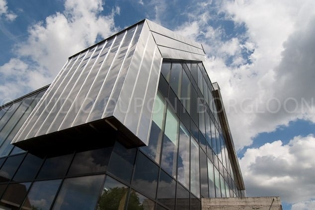 Aluminium buitenschrijnwerk ramen deuren glasgevel gevelbekleding Singelbeek Hasselt projectbouw Schüco Corswarem