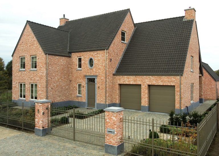 Aluminium buitenschrijnwerk ramen deuren woning Heusden-Zolder Schüco Corswarem